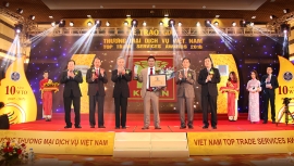 Kim Tín Vinh dự đạt giải thưởng “Doanh nghiệp Thương mại dịch vụ tiêu biểu”
