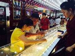 Thông tin thị trường vàng sáng 4.5.2018: Vàng biến động trong biên độ nhẹ
