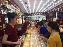 Thông tin thị trường vàng sáng 27.8.2018: Đầu tuần vàng bật tăng