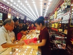 Thông tin thị trường vàng sáng 31.8.2018: Đầu phiên vàng giảm nhẹ